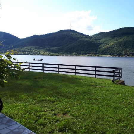 Vila Dedin Raj Golubac Exteriér fotografie