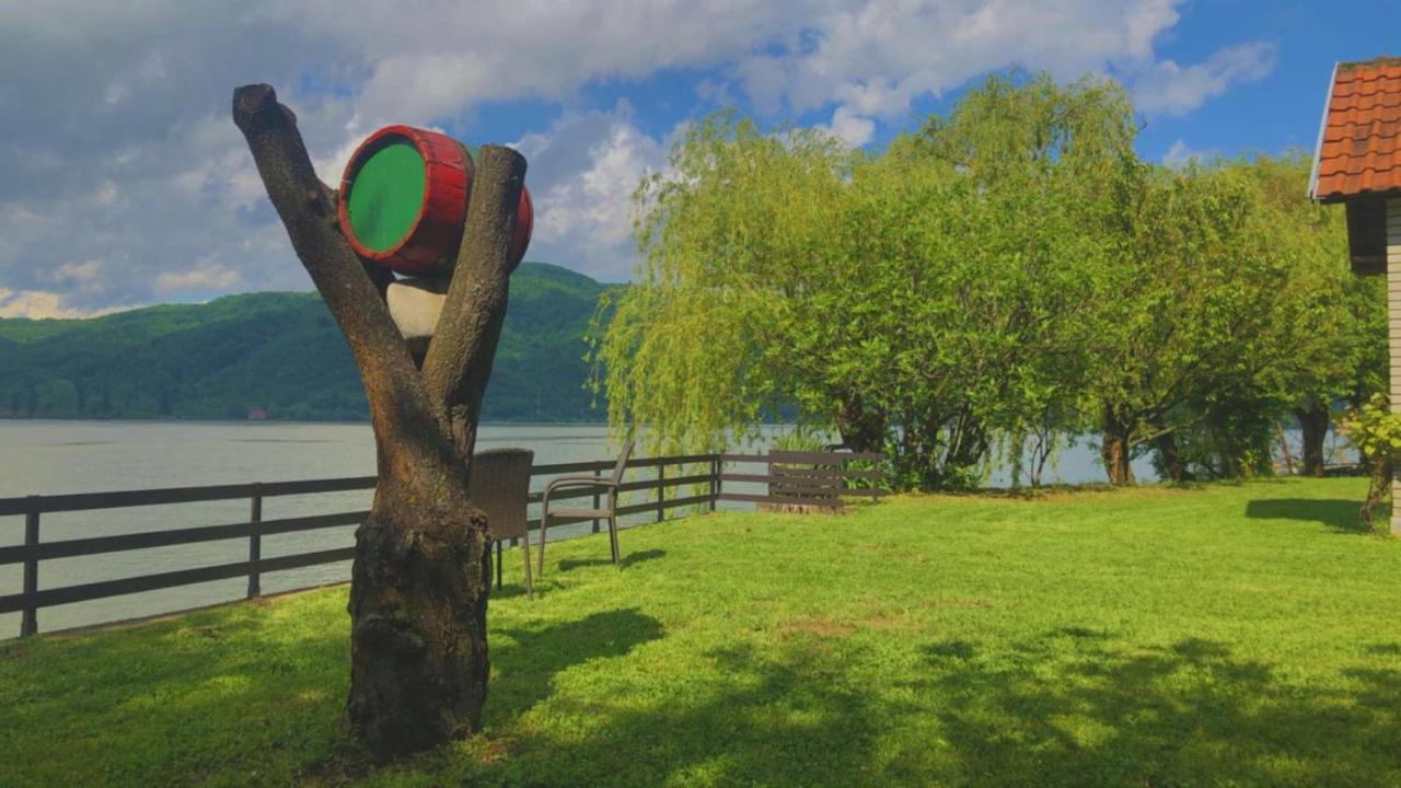 Vila Dedin Raj Golubac Exteriér fotografie